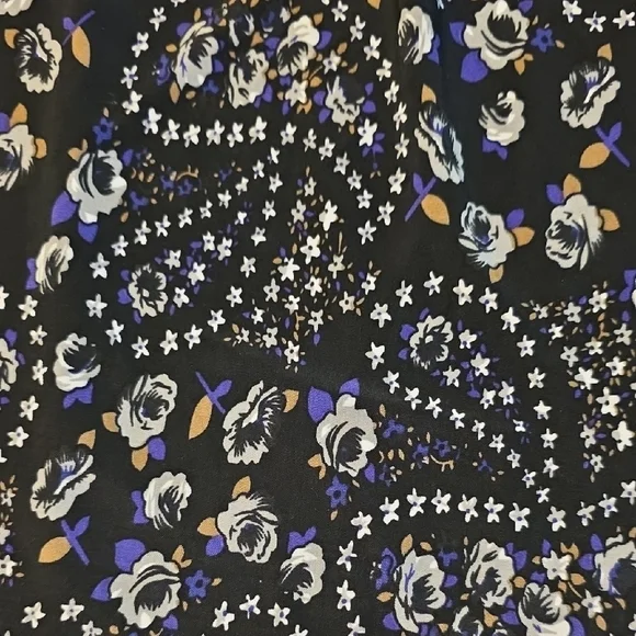 Floral Paisley Print Dress - Picture 4 of 9